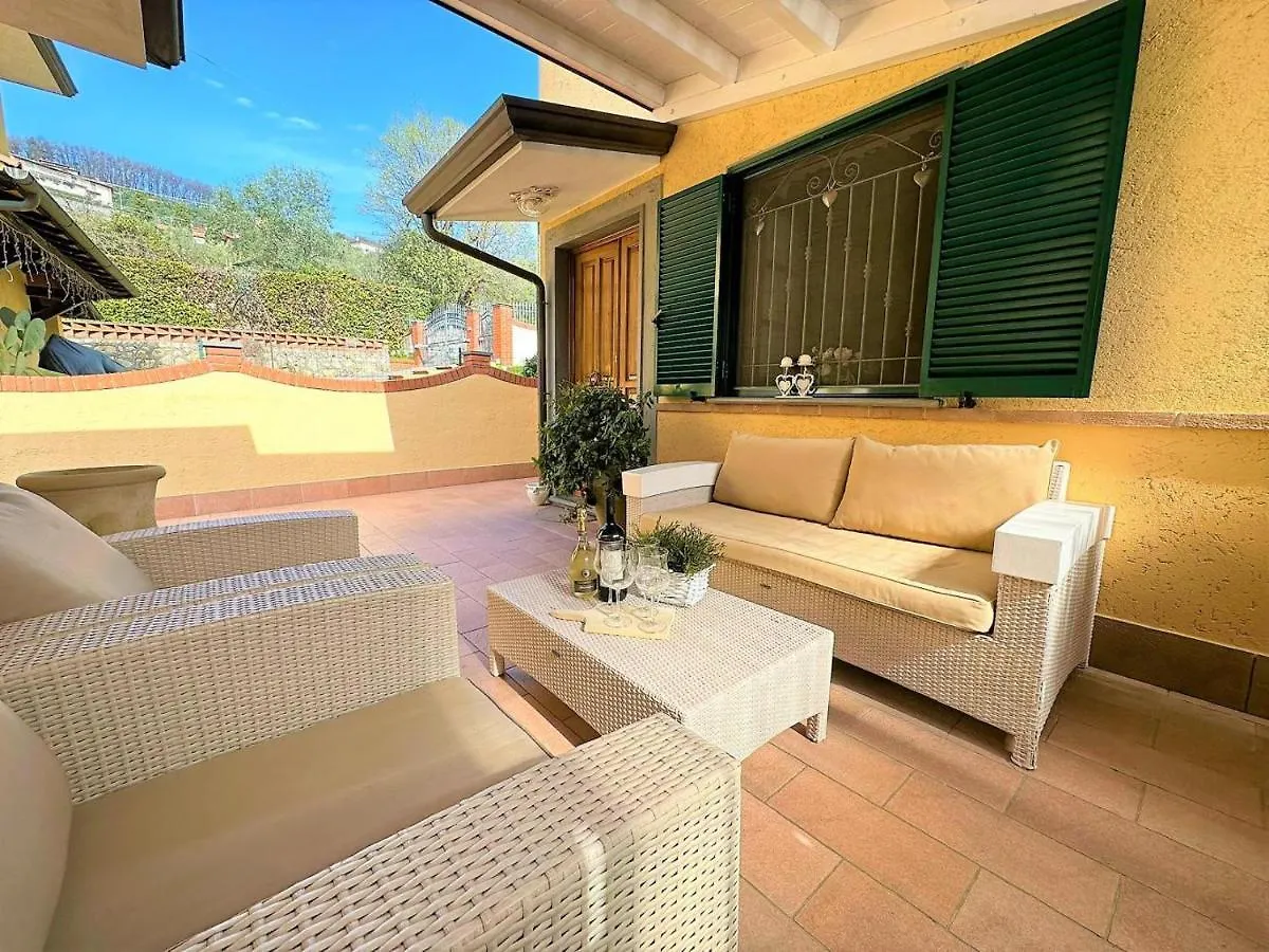 Villetta La Panoramica By Nicola Real Estate Corsanico-Bargecchia Tatil Evi